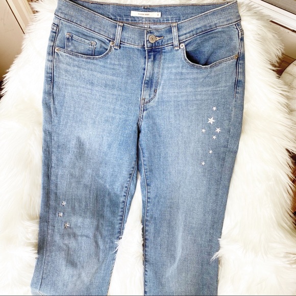 levi classic bootcut jeans
